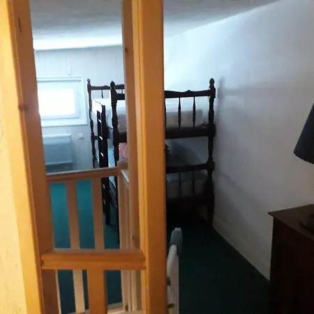 Apartment Duplex A Arette: 6 Pers, Balcon, Casier A Skis, Parkings Gratuits - Fr-1-602-88 *